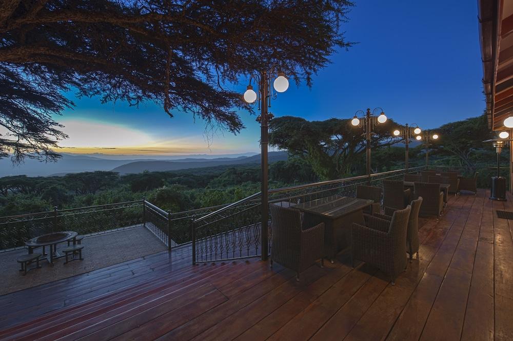 Karibu Camps And Lodges Lions Paw Ngorongoro Карату Екстер'єр фото