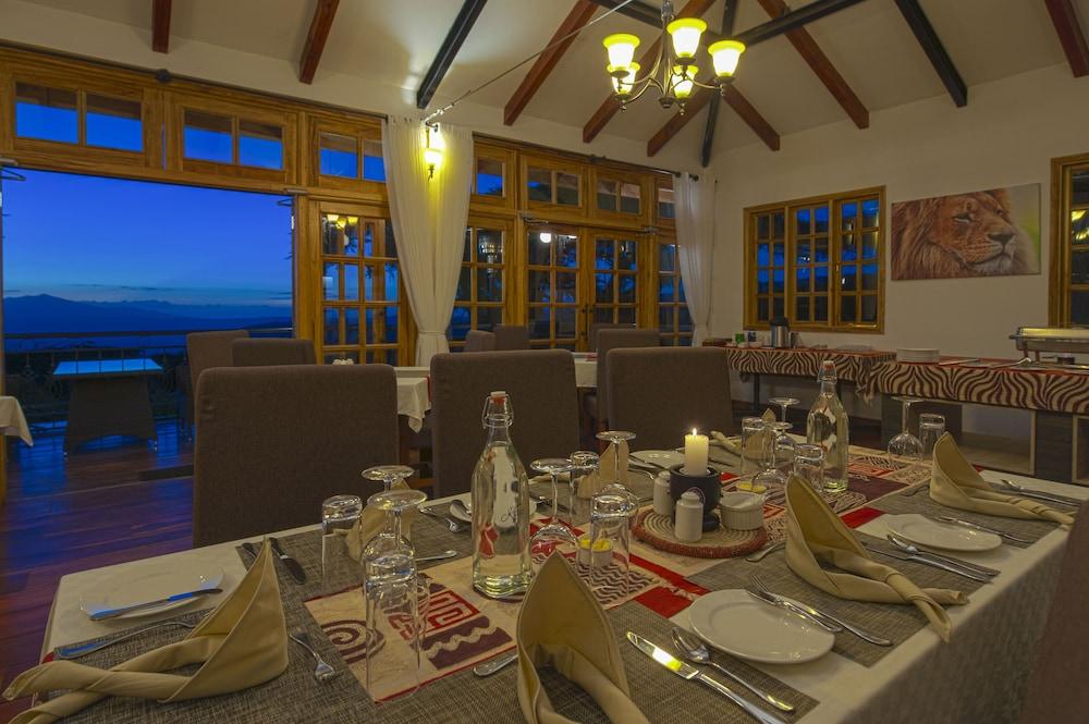 Karibu Camps And Lodges Lions Paw Ngorongoro Карату Екстер'єр фото